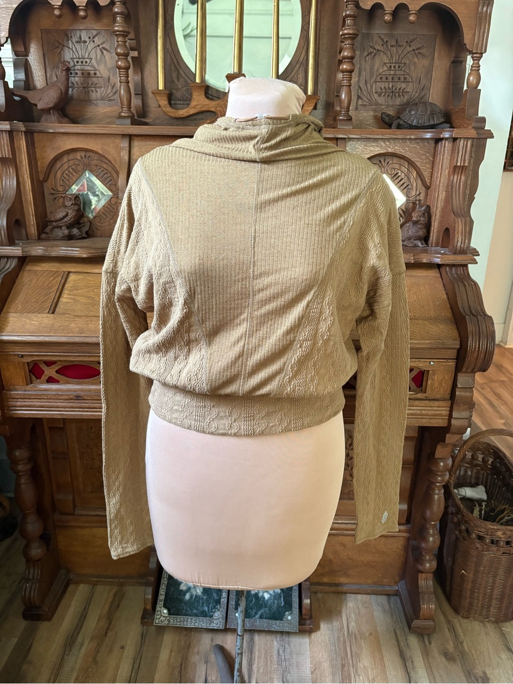 Free People Movement Knot textured hoodie size medium
